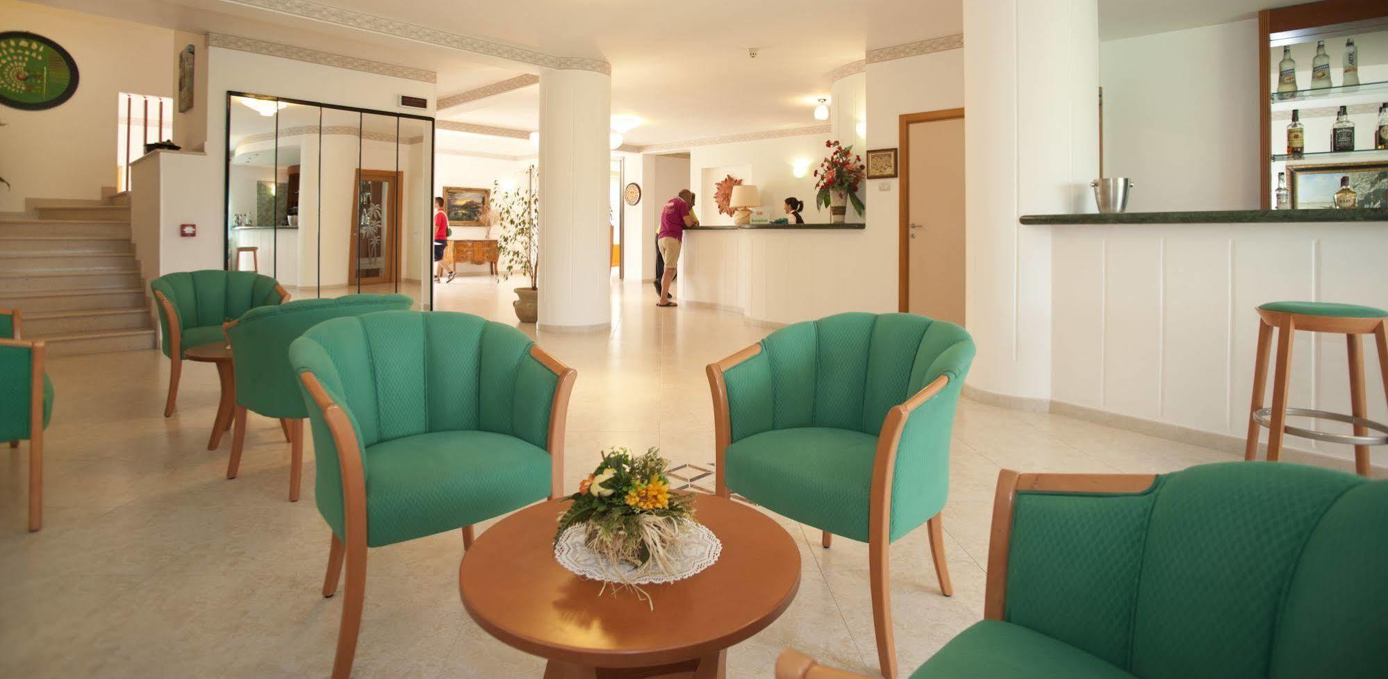 Oasiclub Hotel Vieste Ngoại thất bức ảnh