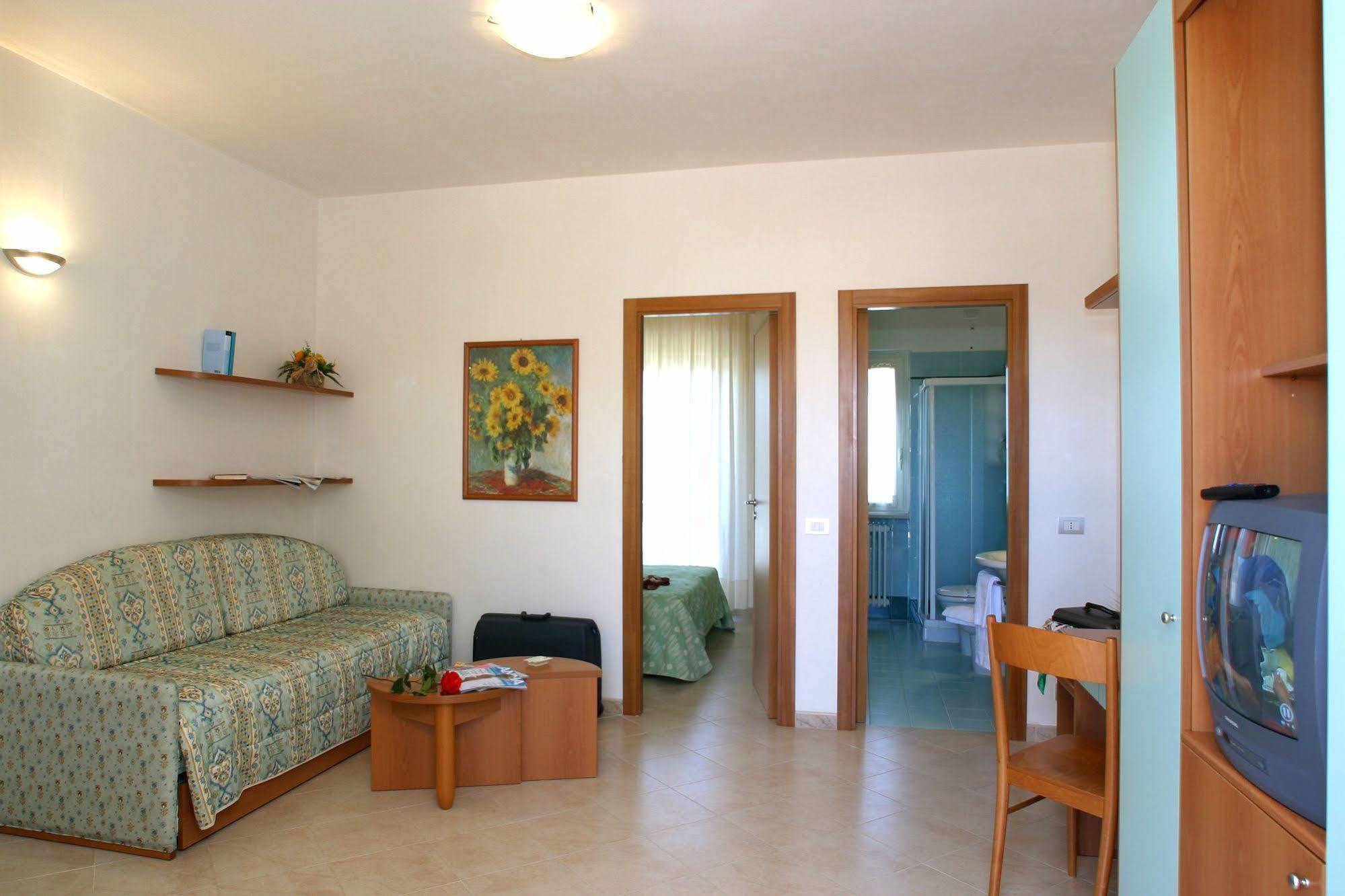 Oasiclub Hotel Vieste Ngoại thất bức ảnh